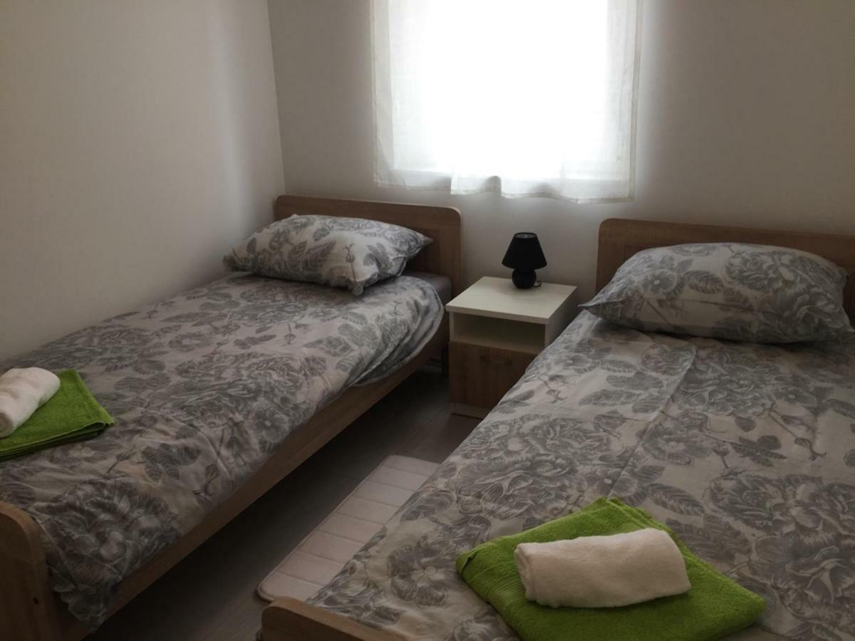 Studio Apartman Nina Apartment ริเยกา ภายนอก รูปภาพ