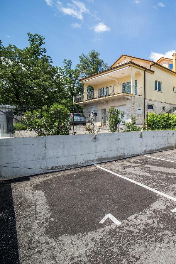 Studio Apartman Nina Apartment ริเยกา ภายนอก รูปภาพ
